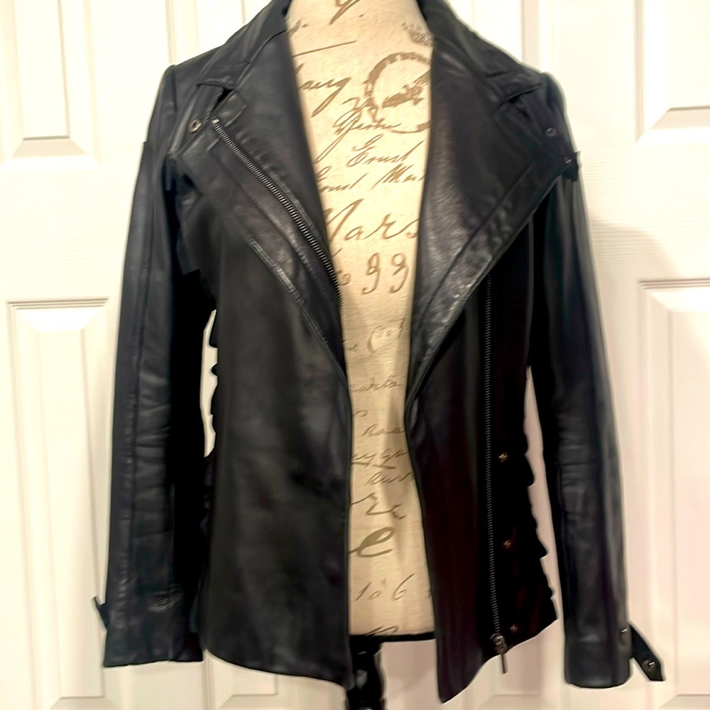 Nicole Miller vintage leather small